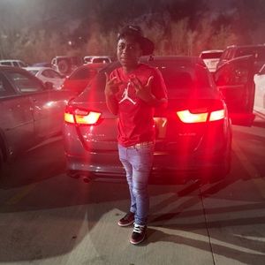 Meet your Posher, Girlthats